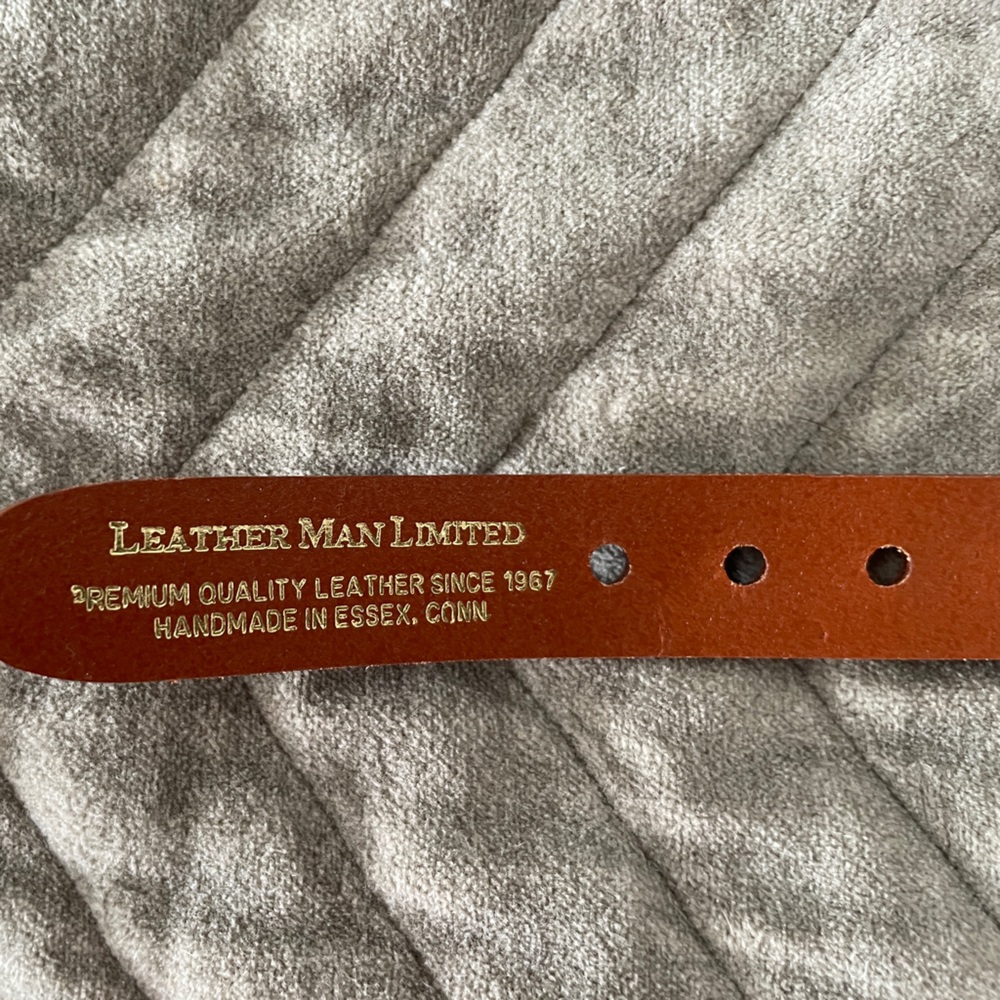 Leather Man Limited embroidered yellow lab belt - Picture 3 of 4